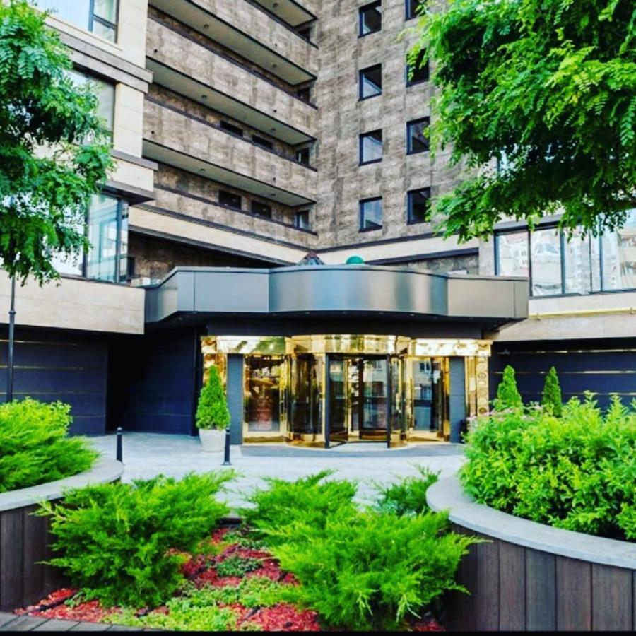 1 Room 60M2 Center Of Obolon Near River Side. With Terrace. 22 Floor Kiev Extérieur photo